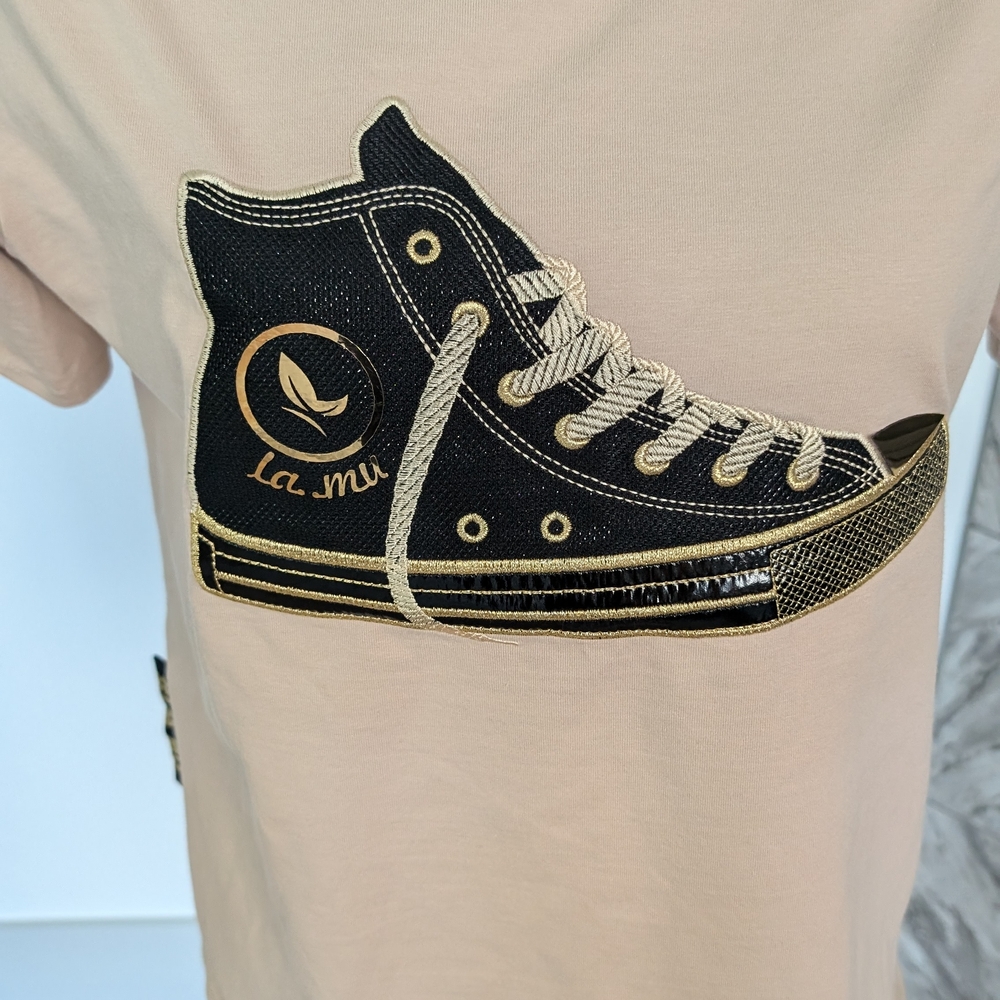 Women's Short Sleeve Tee - Black and Tan